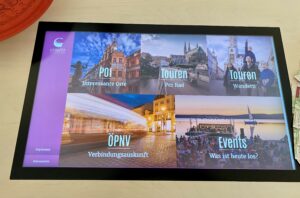 Start-Screen des Touch-Displays in der Tourist-Information Görlitz