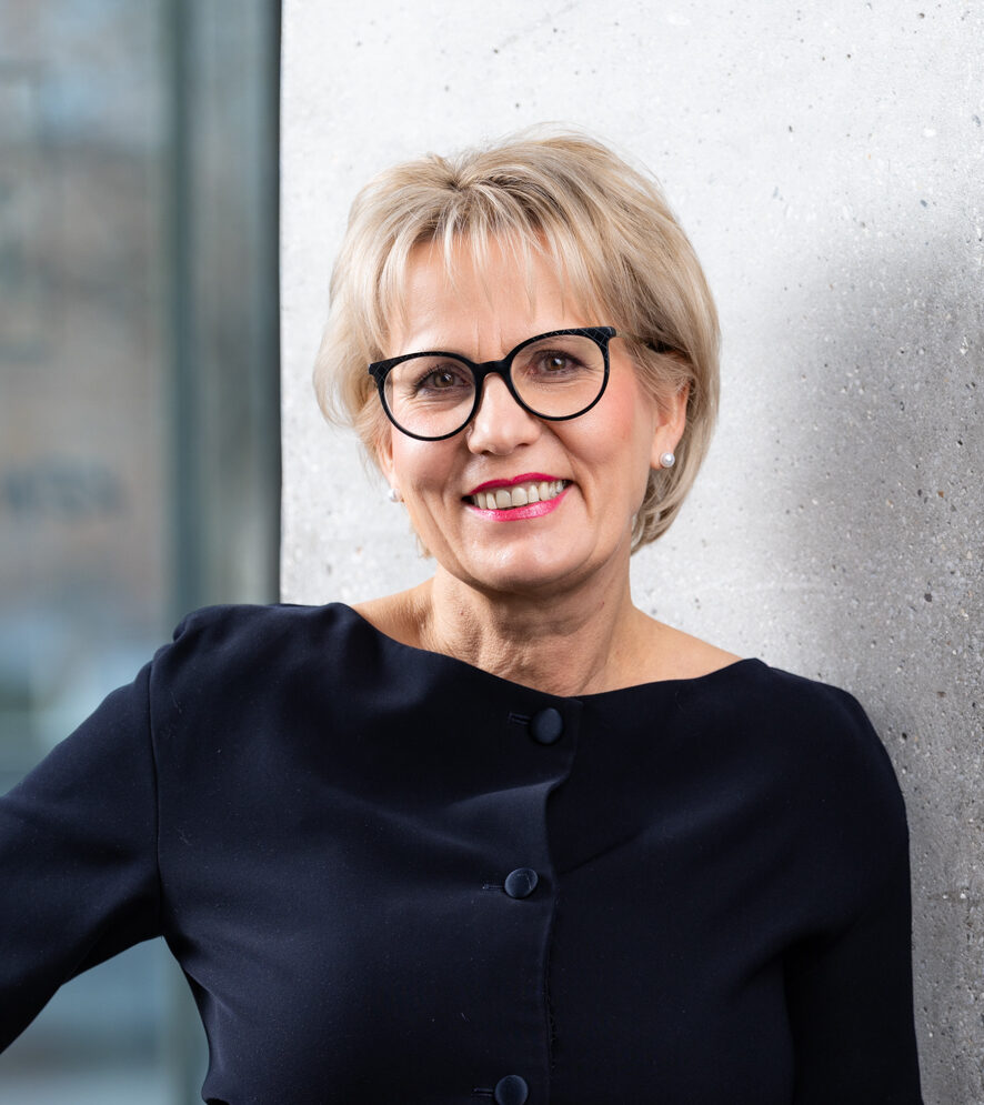 Portrait Staatsministerin Barbara Klepsch